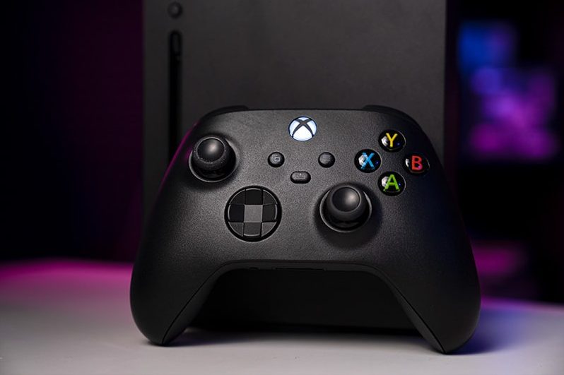How to connect an Xbox controller to an iPhone